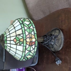 Stained glass lamp